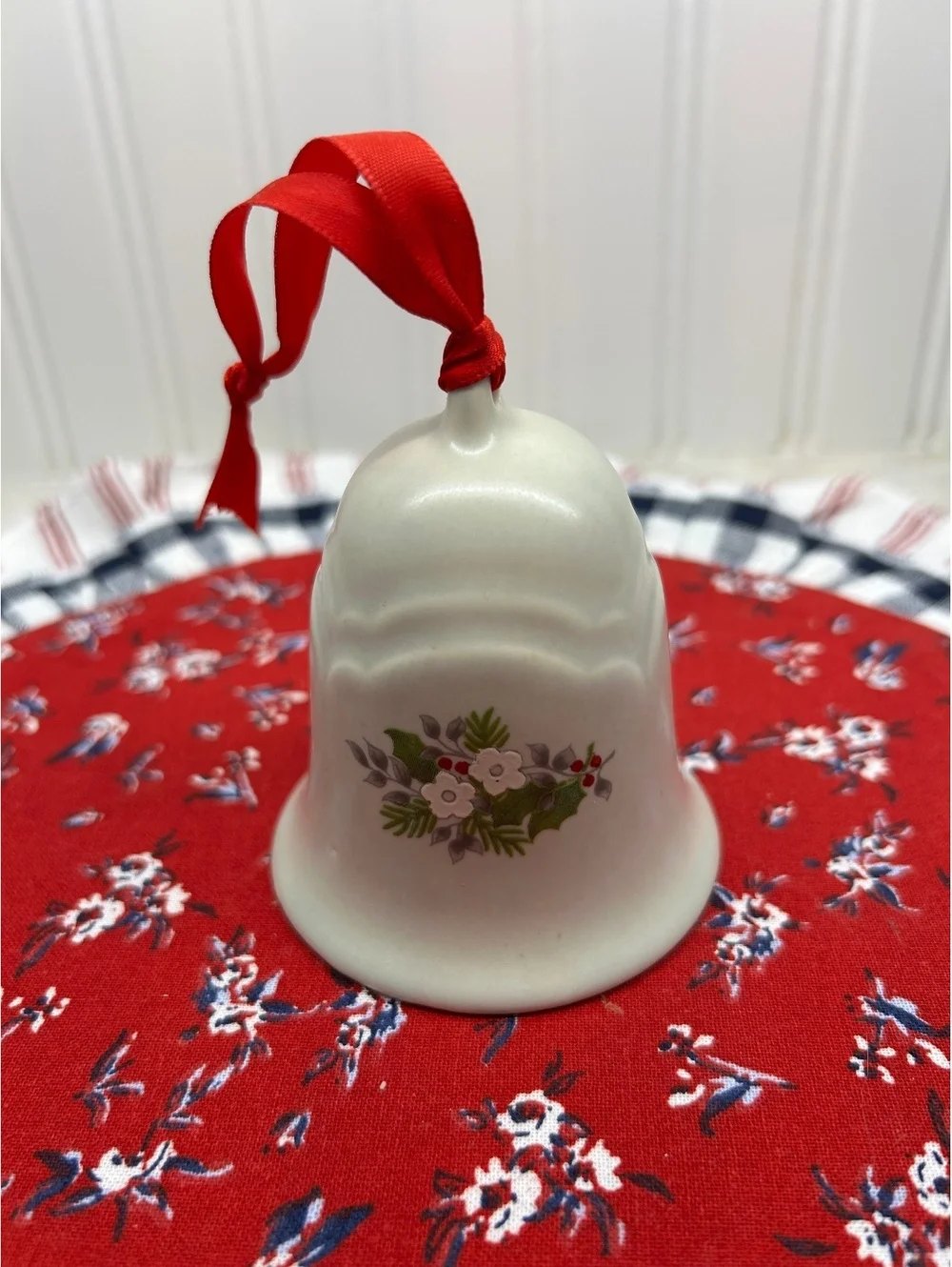 Vintage Pfaltzgraff Heritage Christmas Bell Ornament (1988)